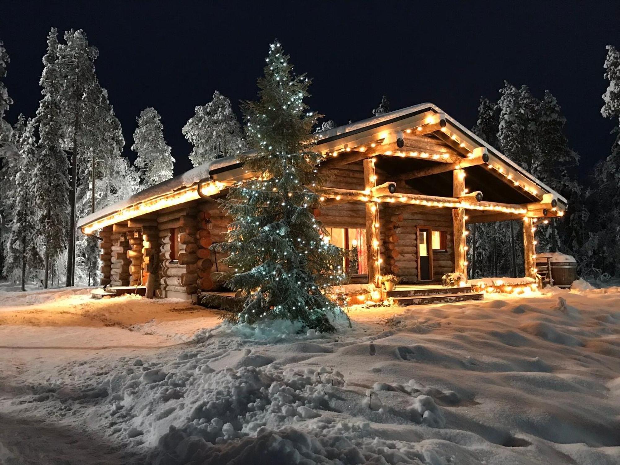 Napapiirin Jaervilomat Hotel Luukonniemi Exterior photo